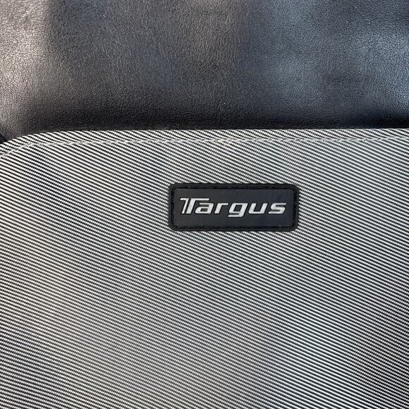 Targus Bag Carry‎ Case Tablet iPad Black 12x9 Inches Divider Pockets Laptop - Picture 2 of 8